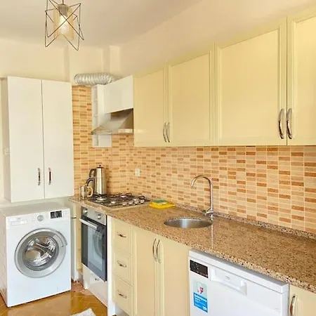 3 Minutes To Calis By Walking, 3 Bedrooms شقة فتحية
